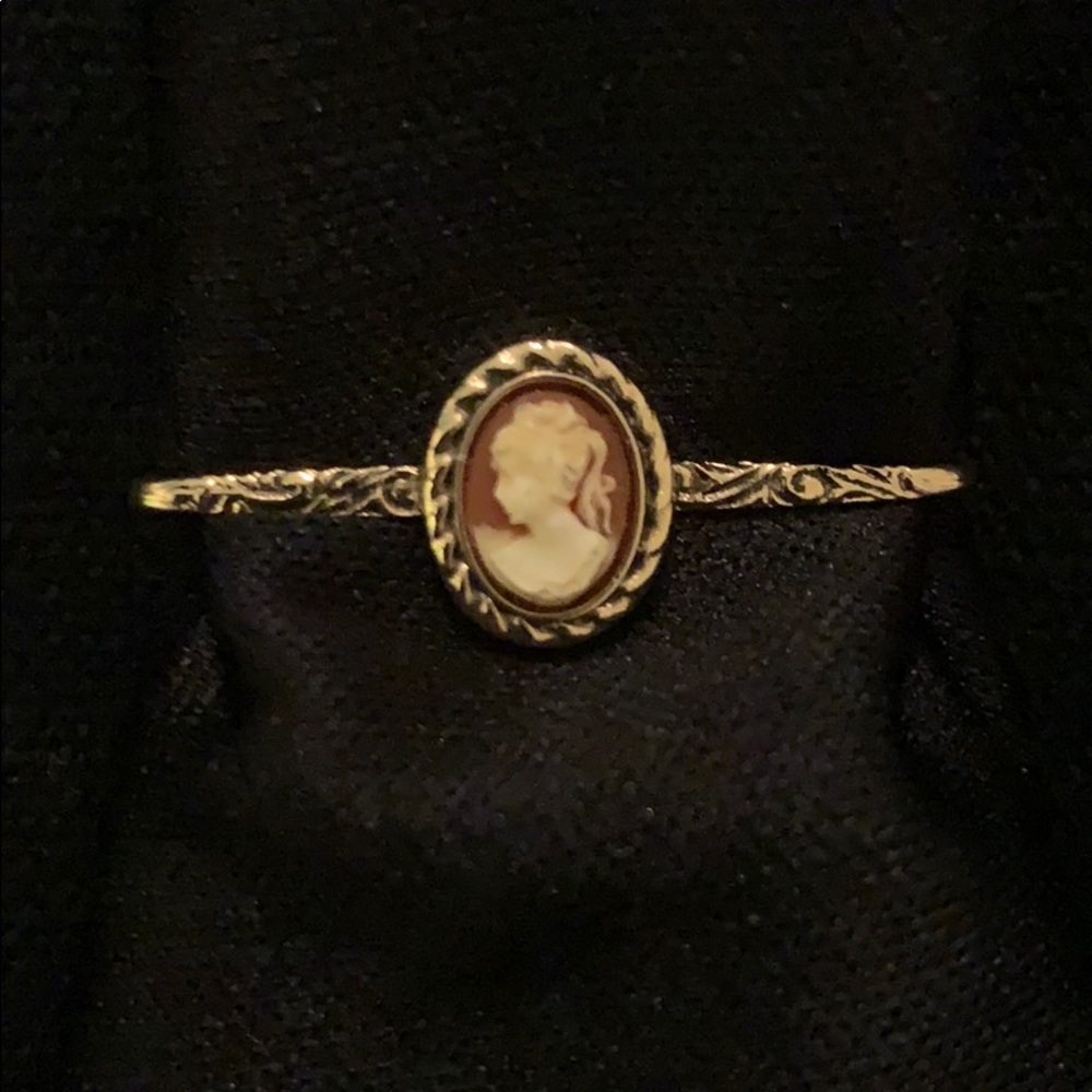 Brooch